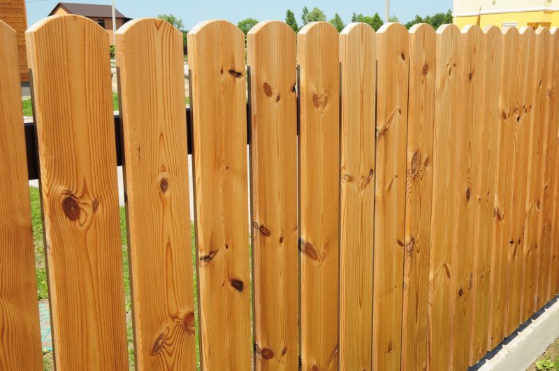 Timber Fence Installation in Pearland, TX